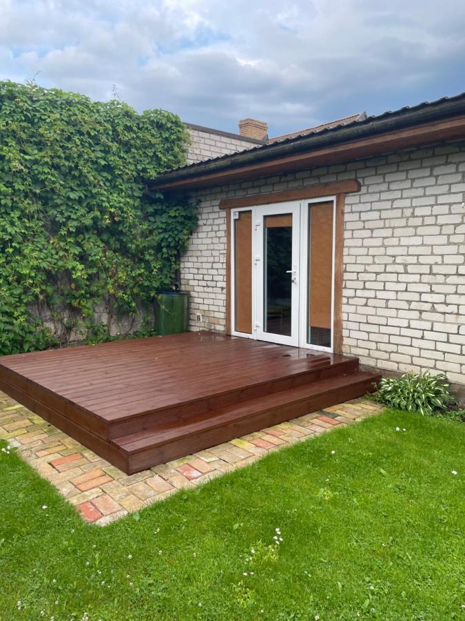 Pulkvedis Guest House Ventspils Kültér fotó